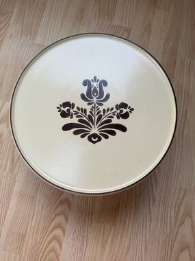 Pfaltzgraff Cake Stand Brown Floral Cream and Brown 530